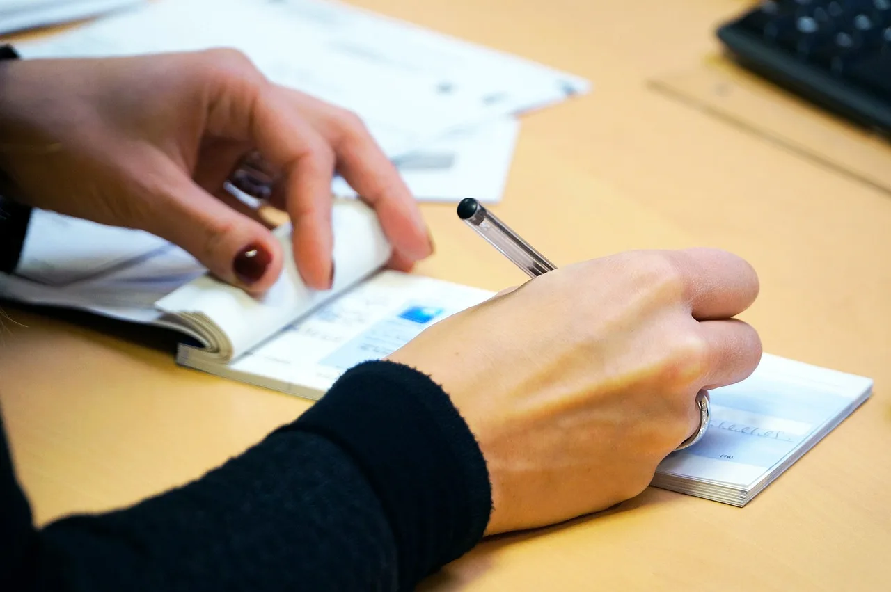 cheque personnel